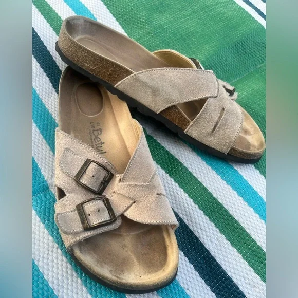 ๐โจHP๐โจ Birkenstock Betula Suede Two buckle Sandals - Light Tan - Picture 2 of 14